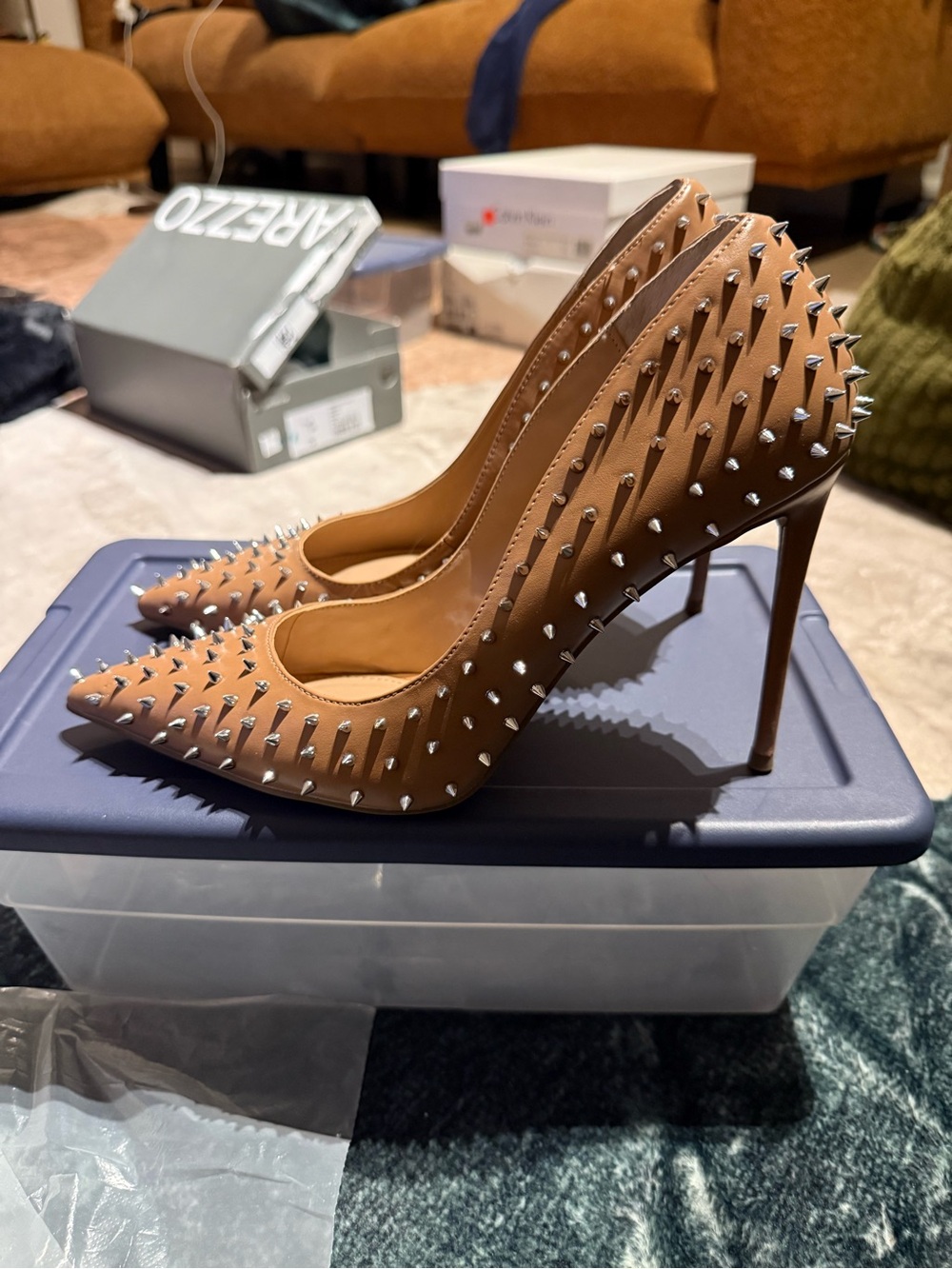 Steve Madden Brown Pointed-Toe Stiletto Pumps with Silver Studs